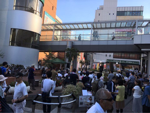 京阪寝屋川市 駅前東側広場