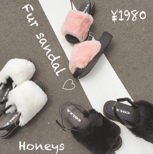 ファーサンダルの新作登場！ 全3色♡ :: Honeys