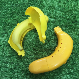 ぱかっとあけたら、またバナナ！！　“１００円で暮らしは楽しくなる。“