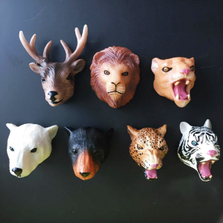 この迫力！つい並べてみたくなる。　★アニマルフェイスマグネット　“１００円で暮らしは楽しくなる。“