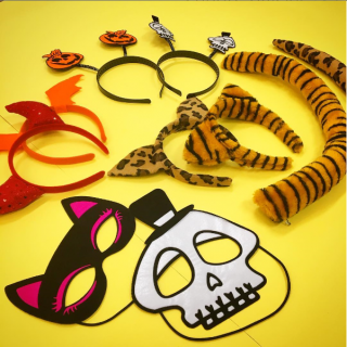 今年はどれにする？　★halloween仮装　“１００円で暮らしは楽しくなる。“