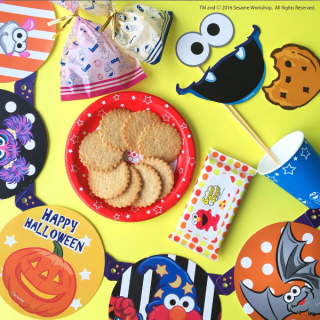 モンスター達とパーティーナイト！　★セサミストリート　ハロウィン　“１００円で暮らしは楽しくなる。“
