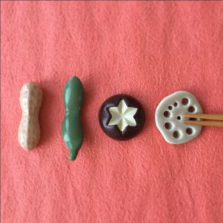 食卓に、かわいい小さなアクセント。 　★箸置き　“１００円で暮らしは楽しくなる。“