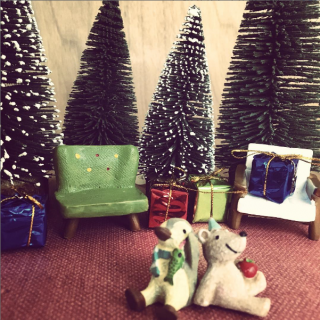 ミニチュアな世界に、ステキなソファが仲間入り。　★christmas、プレゼント　“１００円で暮らしは楽しくなる。“