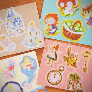 小さなおとぎ話の世界。　#シール #マスキング素材 #おとぎ話　“１００円で暮らしは楽しくなる。“
