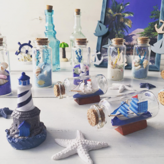 キラキラサンドボトルで、小さな癒しの世界。　#100均 #雑貨 #インテリア #夏 #summer #beach 　“１００円で暮らしは楽しくなる。“