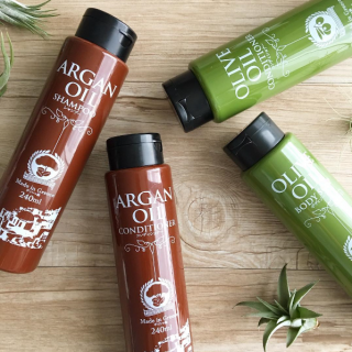 アルガンオイルで艶やかに、オリーブオイルでしっとりまとめる。　#シャンプー #コンディショナー #ボディーソープ #ゴールドアルガンオイル配合 #オリーブオイル配合 #ギリシャ製　“１００円で暮らしは楽しくなる。“