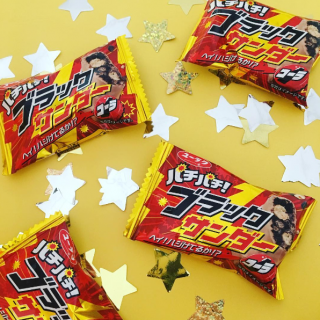 【キャンドゥ限定】パチパチ食感がクセになる！　#100均 #お菓子 #ブラックサンダー #コーラ #有楽 #パチパチ #限定 #チョコレート　“１００円で暮らしは楽しくなる。“