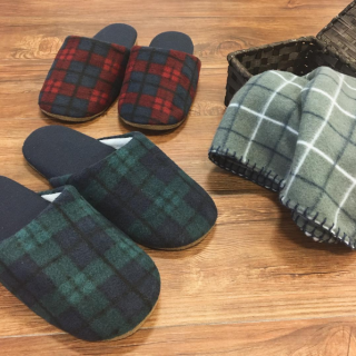 ふわもこチェックでこの冬は、ぽっかぽか♪　#100均 #雑貨#冬物 #防寒　“１００円で暮らしは楽しくなる。“