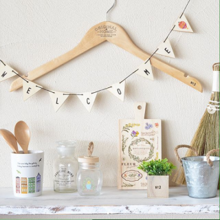 転写シールで自分だけのお気に入りに変身！　#100均 #雑貨 #オリジナル #ハンドメイド #転写 #インテリア#クラフト　“１００円で暮らしは楽しくなる。“