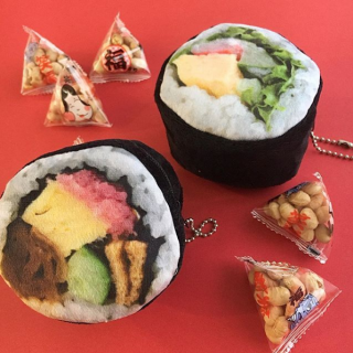 まるでお寿司なポーチで、いざ、節分！　#100均 #100円ショップ #雑貨#節分 #恵方巻 #ポーチ #リアル　“１００円で暮らしは楽しくなる。“