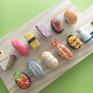 思わず手をのばしちゃうかわいさ。　#100均 #100円ショップ #雑貨#リアル #お寿司 #おすし #すし#磁石 #マグネット #インテリア #かわいい　“１００円で暮らしは楽しくなる。“
