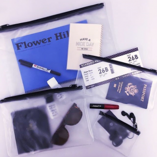 ちょっぴり高級な透け感でお洒落に収納　#100均 #100円ショップ #雑貨 #クリアケース #PVCポーチ #事務用品　“１００円で暮らしは楽しくなる。“