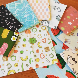 手ぬぐいはやっぱり、ほっこり和柄がすき。　#100均 #100円ショップ #雑貨 #手ぬぐい #てぬぐい #ほっこり #和柄　“１００円で暮らしは楽しくなる。“