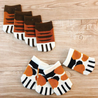 椅子がネコになっちゃった？　#100均 #100円ショップ #雑貨 #猫 #ネコ #椅子　“１００円で暮らしは楽しくなる。“