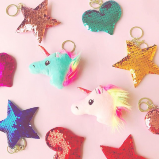 キラキラかわいいキーホルダー☆　#100均 #100円ショップ #雑貨　“１００円で暮らしは楽しくなる。“