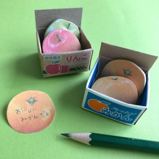 産地直送！　ミニチュアの箱がかわいい果物のふせんです。 　#100均 #100円ショップ #雑貨 #ふせん #ミニチュア #みかん箱 #りんご箱 #フィギュア #ドール　“１００円で暮らしは楽しくなる。“