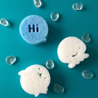 キッチンにも洗面台にも大活躍な、かわいい海の仲間たち。　#100均 #100円ショップ #雑貨 #スポンジ #水まわり #クラゲ #アザラシ #吹き出し #モチーフ #生き物　“１００円で暮らしは楽しくなる。“