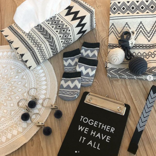 おうちの中にいる時間が長くなるこの時期に、そろえてみませんか？　#100均 #100円ショップ #雑貨 #インテリア #収納 #トライバル柄風 #モノトーン　“１００円で暮らしは楽しくなる。“