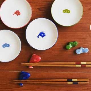 今年もあと少し！ 　めで鯛新年が松ている！　#100均 #100円ショップ #雑貨 #お正月 #年末 #市松 #青松 #緑松 #豆皿 #箸置き #めで鯛  #今年もあと少し #たくさんのいいね！やコメント #ありがとうございました #来年もよろしくお願いします #良いお年を　“１００円で暮らしは楽しくなる。“