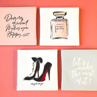 お部屋にオトナ女子のアクセントを。　#100均 #100円ショップ #雑貨 #pink #girl #オトナ女子 #art #アート　“１００円で暮らしは楽しくなる。“