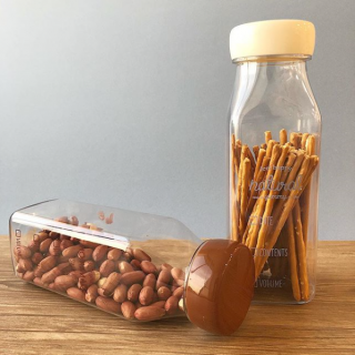 落ち着いたナチュラルカラーの収納、はじめませんか？　#100均 #100円ショップ #雑貨 #キッチン #収納 #ボトル #牛乳瓶型　“１００円で暮らしは楽しくなる。“