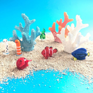 ようこそ、海の世界へ★　#100均 #100円ショップ #雑貨 #mycando #海 #sea #ガラス #硝子 #魚 #カニ #オブジェ #置物 #生き物　“１００円で暮らしは楽しくなる。“