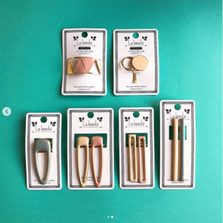 くすみカラーが心をくすぐる。　#100均 #100円ショップ #雑貨 #mycando #ヘアアクセサリー #アクセサリー #ピン #クリップ #ヘアフック　“１００円で暮らしは楽しくなる。“