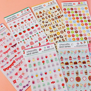 どこに貼るか考えるのも楽しくなっちゃう♪　#100均 #100円ショップ #雑貨 #mycando #シール #バレンタイン #チョコレート #ハート #スイーツ #ピンク #いちご #うさぎ　“１００円で暮らしは楽しくなる。“