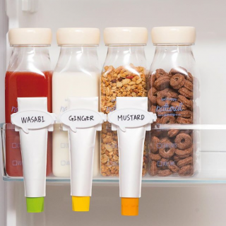 ぼくたちのこと、使って使って♪　#100均 #100円ショップ #雑貨 #mycando #キッチン #冷蔵庫収納 #ふきだし #フキダシ　“１００円で暮らしは楽しくなる。“