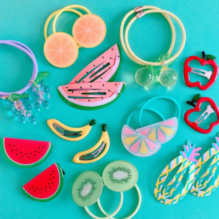 カラフル、ポップなフルーツたち★　“１００円で暮らしは楽しくなる。“