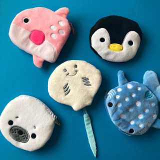 海の仲間たちが刺繍ポーチになったよ。 お気に入りをみつけてね♡ 　“１００円で暮らしは楽しくなる。“