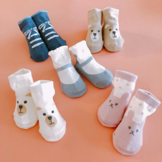 足元だっておしゃれしたいんだもん♪　“１００円で暮らしは楽しくなる。“