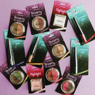 GirlsAwardコスメ2020AWシリーズ 11月26日(木)より順次発売！ ファッションショー・音楽イベントをコンテンツとした「GirlsAward（ガールズアワード）」 トレンドカラーを取り入れながらリッチで深みのある秋冬メイクに挑戦しませんか？