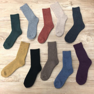 今日の気分は何色？？　“１００円で暮らしは楽しくなる。“