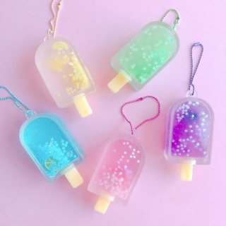 キラキラでぷにぷになアイスキャンディーだよ〜★　“１００円で暮らしは楽しくなる。“