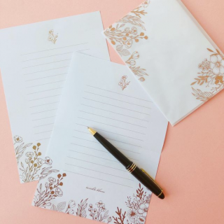 普段言えないことも、文字で伝えてみませんか？　“１００円で暮らしは楽しくなる。“