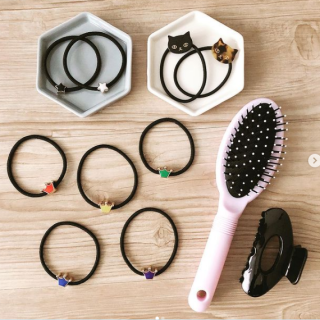 イヤなパチッから、かわいく守ってくれる！　“１００円で暮らしは楽しくなる。“