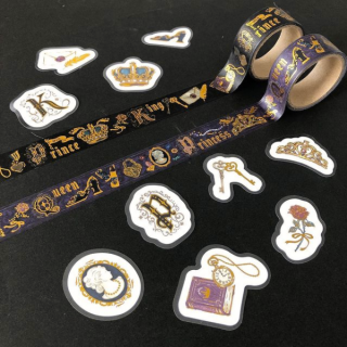 王子様とお姫様をイメージしたクラシカルで上品なシール。　“１００円で暮らしは楽しくなる。“