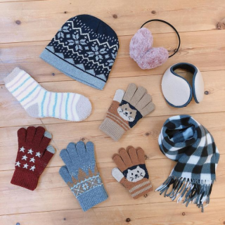 そろそろ寒さ対策はじめようかな。　“１００円で暮らしは楽しくなる。“