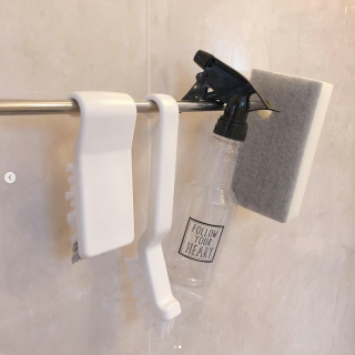 引っ掛ける収納で空間を有効活用♪　“１００円で暮らしは楽しくなる。“