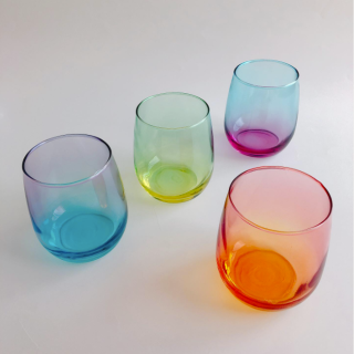 そのままでも。飲み物をいれても。　“１００円で暮らしは楽しくなる。“