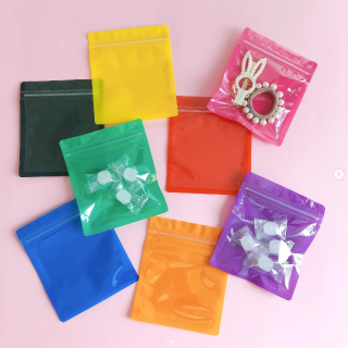 推しカラーで、より気分があがるラッピング♪　“１００円で暮らしは楽しくなる“