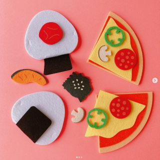 今日は何屋さんになって遊ぼうかなぁ♪ 切って使えるメニュー付き！　“１００円で暮らしは楽しくなる“