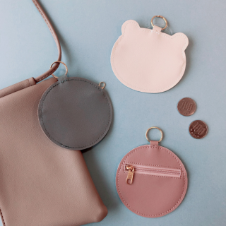 バッグにさりげないワンポイント♪　“１００円で暮らしは楽しくなる“