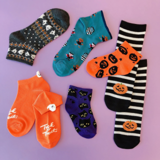 気分は既にハロウィンパーティー♪ わいわいにぎやかな靴下でハロウィンを盛り上げよう★　“１００円で暮らしは楽しくなる“