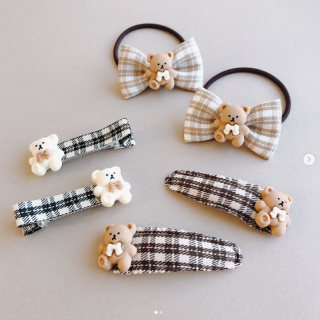 かわいいくまさんのヘアアクセサリー♪　“１００円で暮らしは楽しくなる“