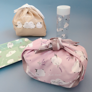 シマエナガ柄のお弁当グッズでランチタイムを癒し時間に。　“１００円で暮らしは楽しくなる“