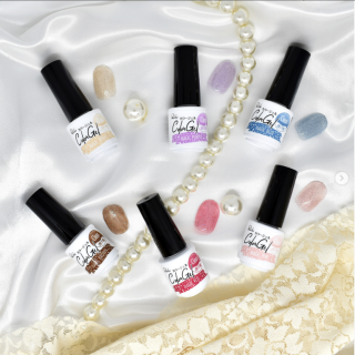 これからの季節にもぴったりなフェアリーカラー。 美しく舞う妖精の粉をイメージした繊細でリッチな質感。　“１００円で暮らしは楽しくなる“