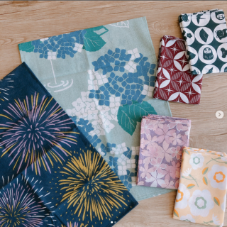 夏を感じる和柄から、カジュアルに使えるデザインまで。　“１００円で暮らしは楽しくなる“